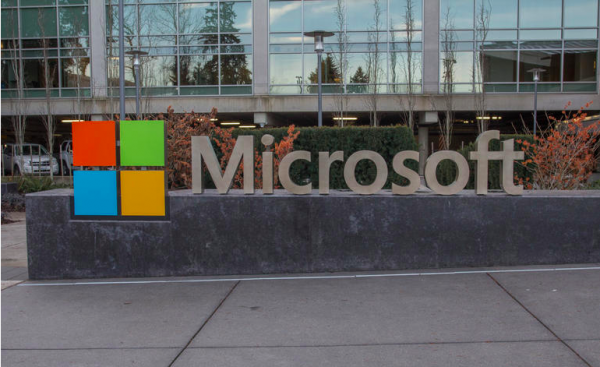 微软Surface和Lumia销量猛增 硬件站稳脚跟