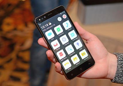柯达首款Android智能机亮相CES 主打拍照简单易用