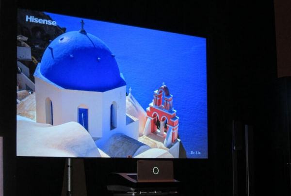 海信震撼CES 2015 推100英寸激光影视Vidaa Max