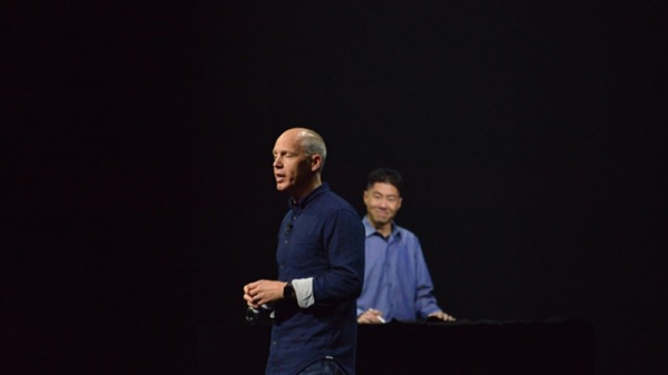 苹果举办了一场外设发布会 还请了微软的副总裁来站台