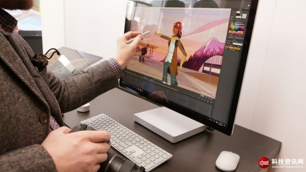 微软Surface Studio上手：一体机+Dial“魔法”旋钮