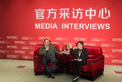暴风魔镜合伙人崔海庆专访：泛娱乐大潮下VR的机会和挑战