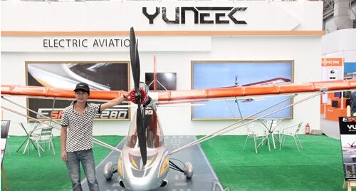 英特尔6000万美元投资上海无人机公司Yuneec