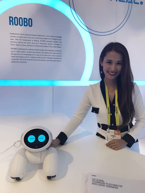ROOBO携自主研发机器人系统“AI+OS”参展CES