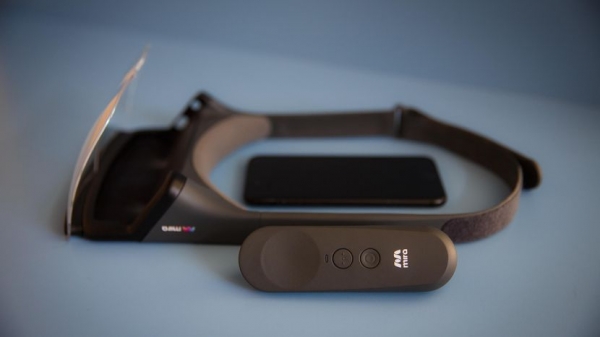 99美元的Mira Prism，将iPhone变成一个迷你“HoloLens”