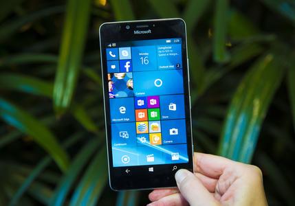 微软或于今年12月叫停Lumia系列手机的销售