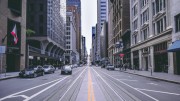 为什么城市必须缩小行车道为行人腾出空间？