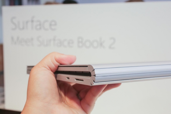 悄悄地,微软Surface Book 2来了!(附多图)