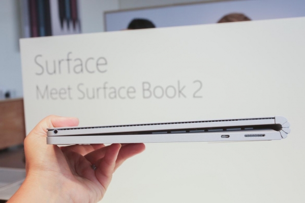 悄悄地,微软Surface Book 2来了!(附多图)