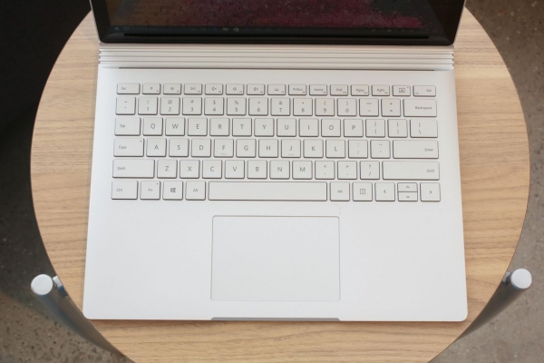 悄悄地,微软Surface Book 2来了!(附多图)
