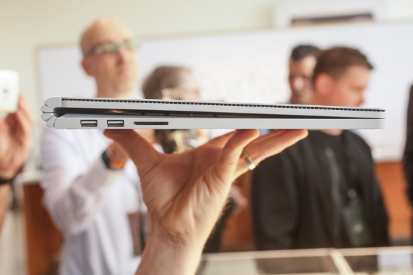 悄悄地,微软Surface Book 2来了!(附多图)