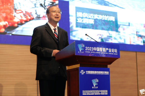 聚焦边缘人工智能 英特尔提供完整软硬件解决方案