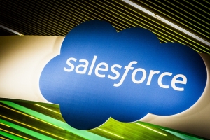 Salesforce公布第一季度财报 业绩稳健平息投资者担忧