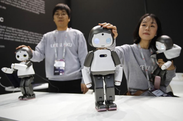 我们如何打造出更近似于人的人工智能?