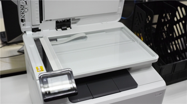惠普M280nw激光打印机体验评测：不仅小巧，还擅长全能打印