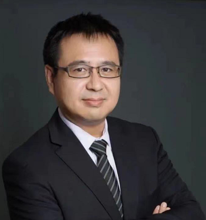 行业“老兵”加入 “后来者”中国电子云上演超车大戏
