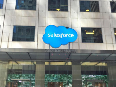 Salesforce收购去中心化数据库提供商Attic Labs
