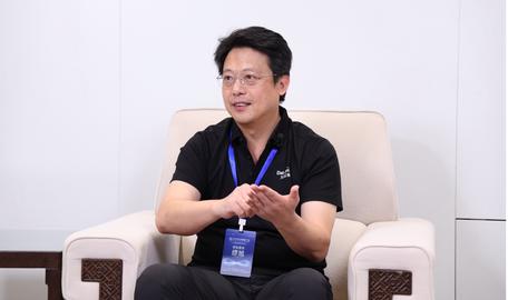 九章云极缪旭谈AI for Science:我们需要大模型和符号系统的组合拳