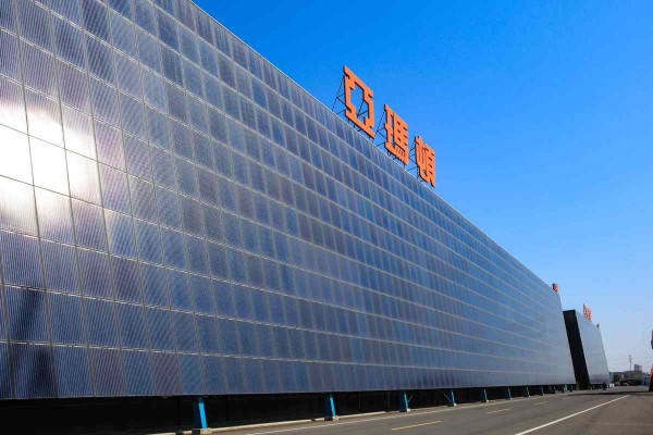 亚玛顿光伏玻璃去阿联酋点火:50万吨产线背后的交付赌注