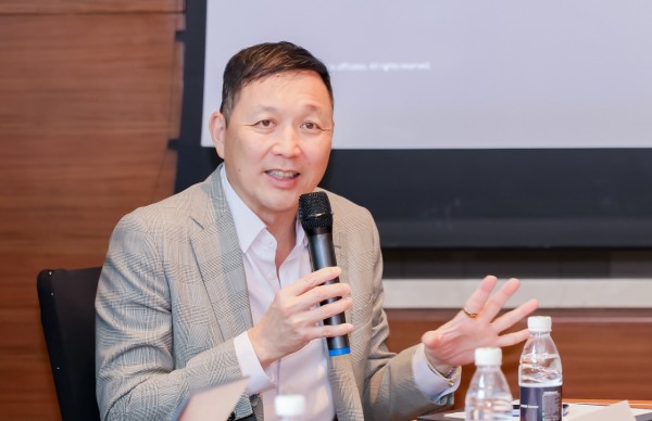 大家都在追模型,思科为什么反复谈AI基础设施?