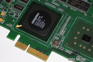 IDF��AdaptecչʾPCI Express RAID��