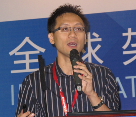 ��Ѷ�߼����ܲ�������������˽��û�������Ǽܹ�����ѵ�