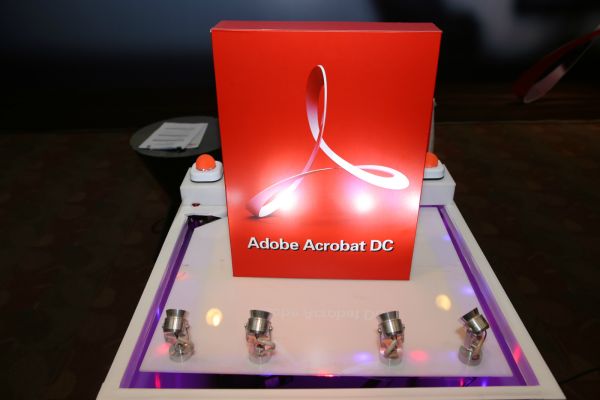 Adobe发布Acrobat DC 变革文件处理方式