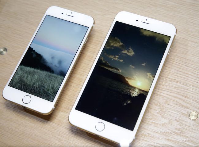 苹果公布两款iPhone 跨入大屏时代？