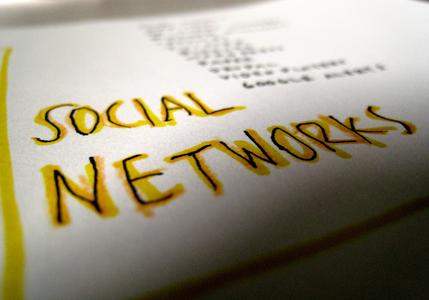 CNET分析评论：移动社交五大“可裂变”盈利模式