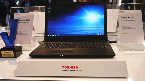 东芝C50 15寸轻薄笔记本电脑 亮相CES 2015