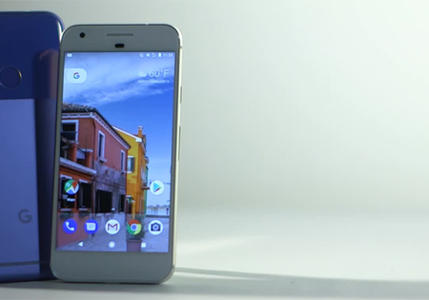 谷歌首款自家品牌手机Pixel“养成记”：专注细节和蓝色