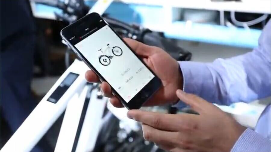 爱立信在巴展上的黑科技：互联网电子自行车