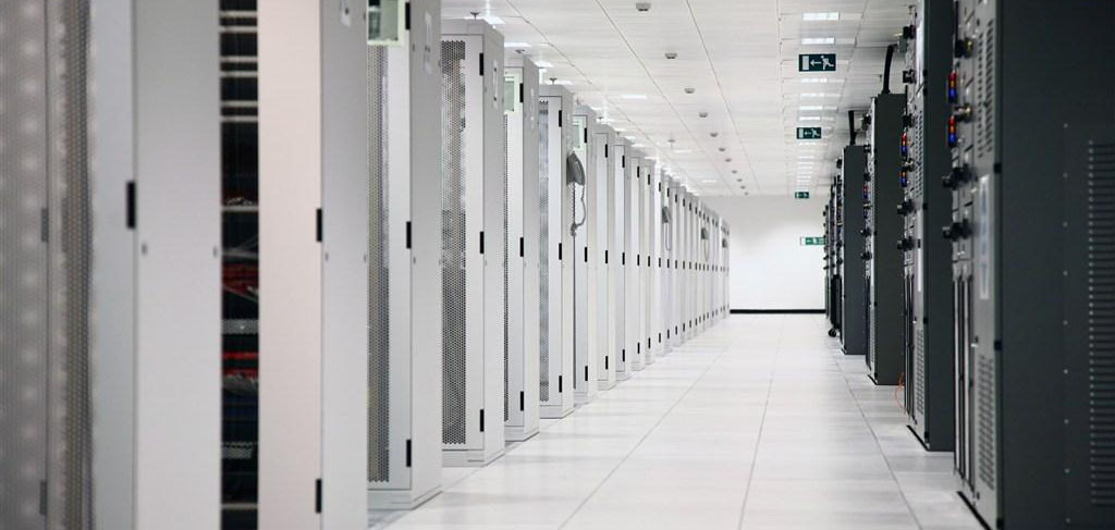Equinix⽫100%ʹÿԴ