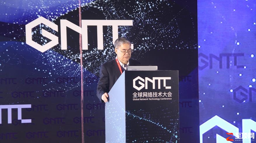 �������������û�������ҵ��չ��Ѹ�٣���벢�ٸ�������ƶ�IPv6ȫ�沿��