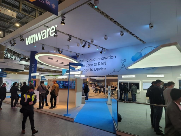 ع VMwareȫģԶִ