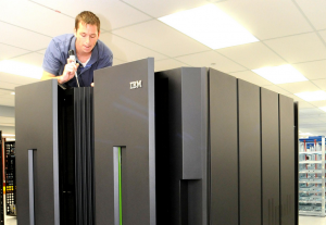 IBM确认新一代大型机将于