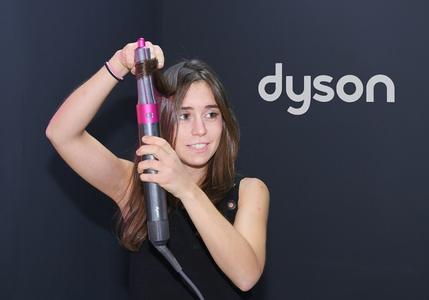 戴森Dyson Airwrap：一款卷发、顺发、干发的造型工具