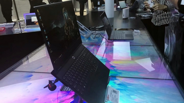 ��Ϸ��������ץ �����Ƴ���һ��ᱡ��������һ���Ĳ�ƷLEGION Y9000X