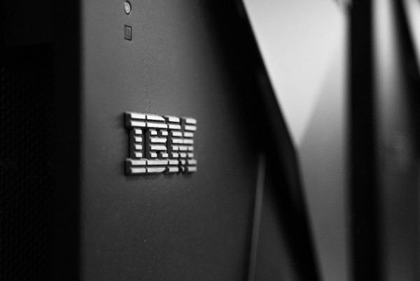 IBM�Ƴ����������� �ٶ������Ƚ��˹����ܴ�����������