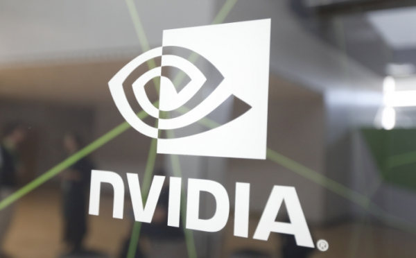 Nvidia升级NeMo Megatron开发工具以加速AI训练