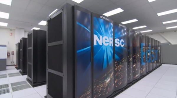 HPE��13����Ԫ�۸��չ����������������Cray