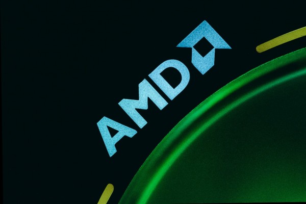 ����� | AMD��սӢΰ��Ƴ�AI��ɱ��MI300X