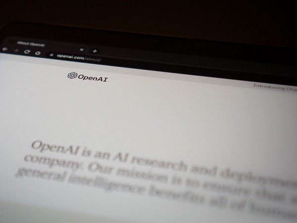 OpenAI����ڧ��ʹAI�˲�����ս��������