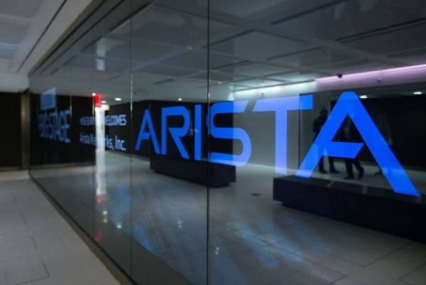 Arista Networks�����������ȲƱ� ҵ��ǿ������Ԥ��
