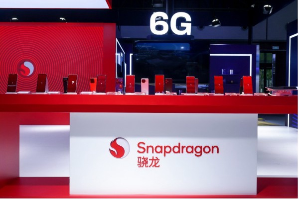 AI+5G的“务实”，就是让终端帮你跑腿，而不是让你在App间跑腿