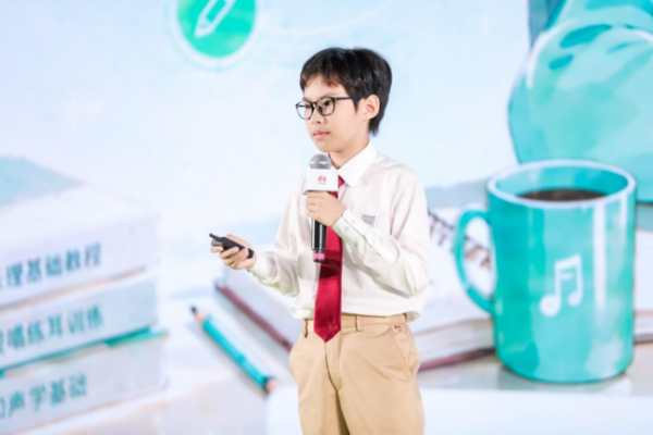 500多件作品背后,少年开发者用AI回答未来