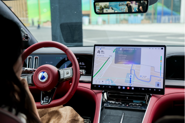 端侧模型上车,为什么超六成车企选择了斑马智能?