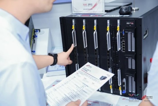 WAIC UP!神州鲲泰推出三款智算基础设施新品