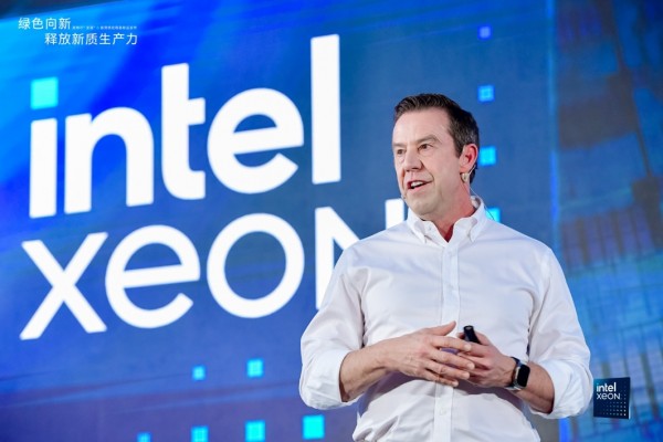Ӣ�ض�CMO Brett Hannath�������ܡ���Ч����������ȫ������ǿƷ������