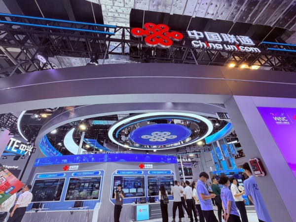 暴走WAIC:逛了37家厂商之后,我们发现了6条主线